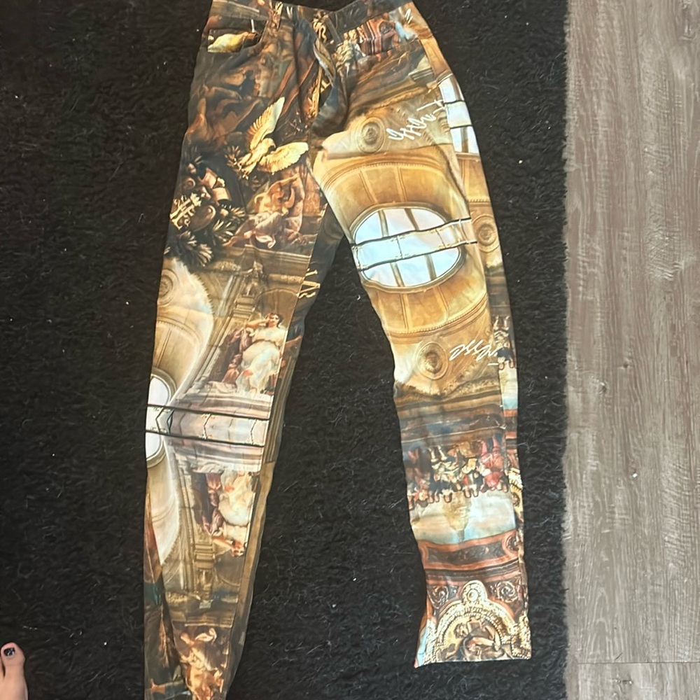 Cool Roman print pants size S/M